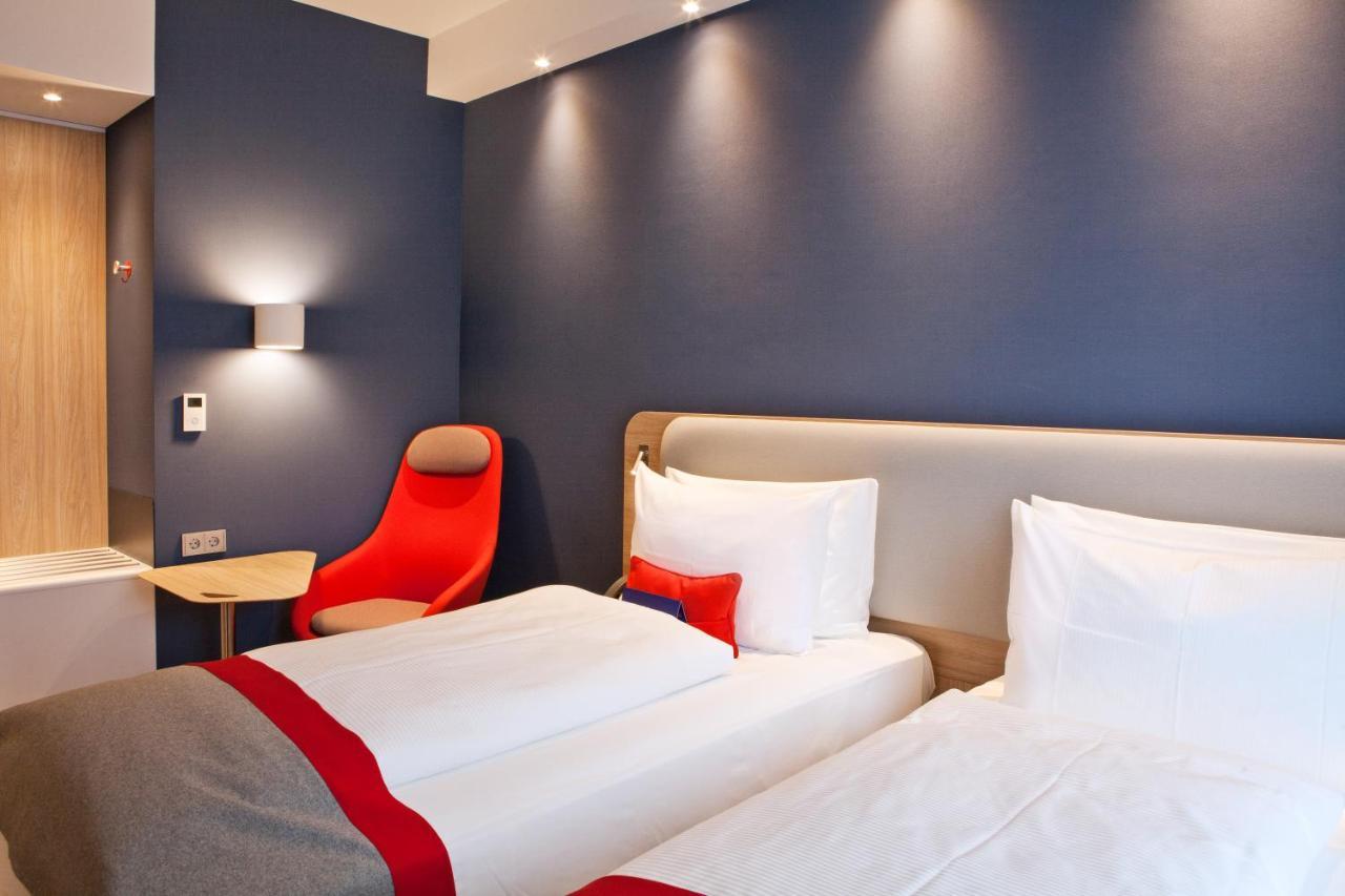 Holiday Inn Express - Goeppingen By Ihg Exterior foto