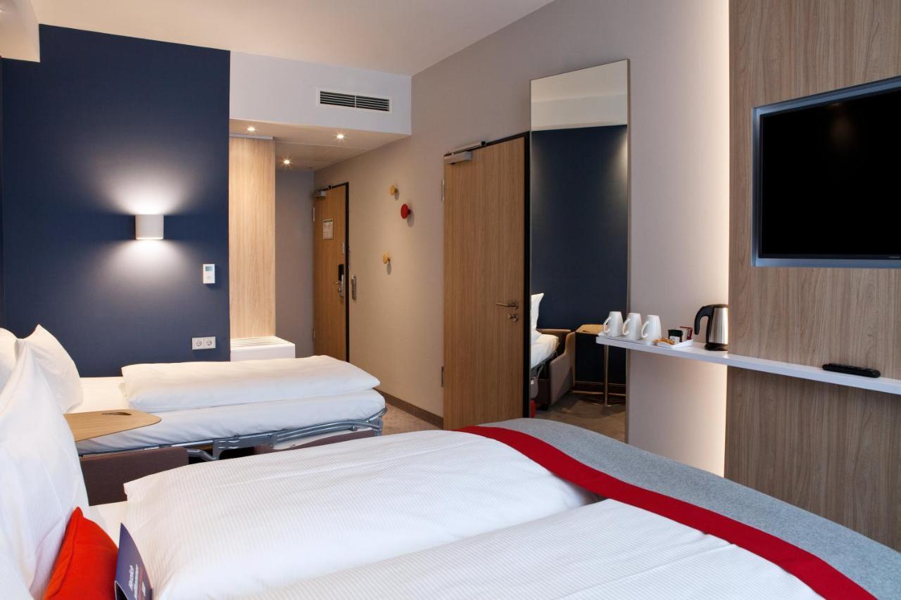 Holiday Inn Express - Goeppingen By Ihg Exterior foto
