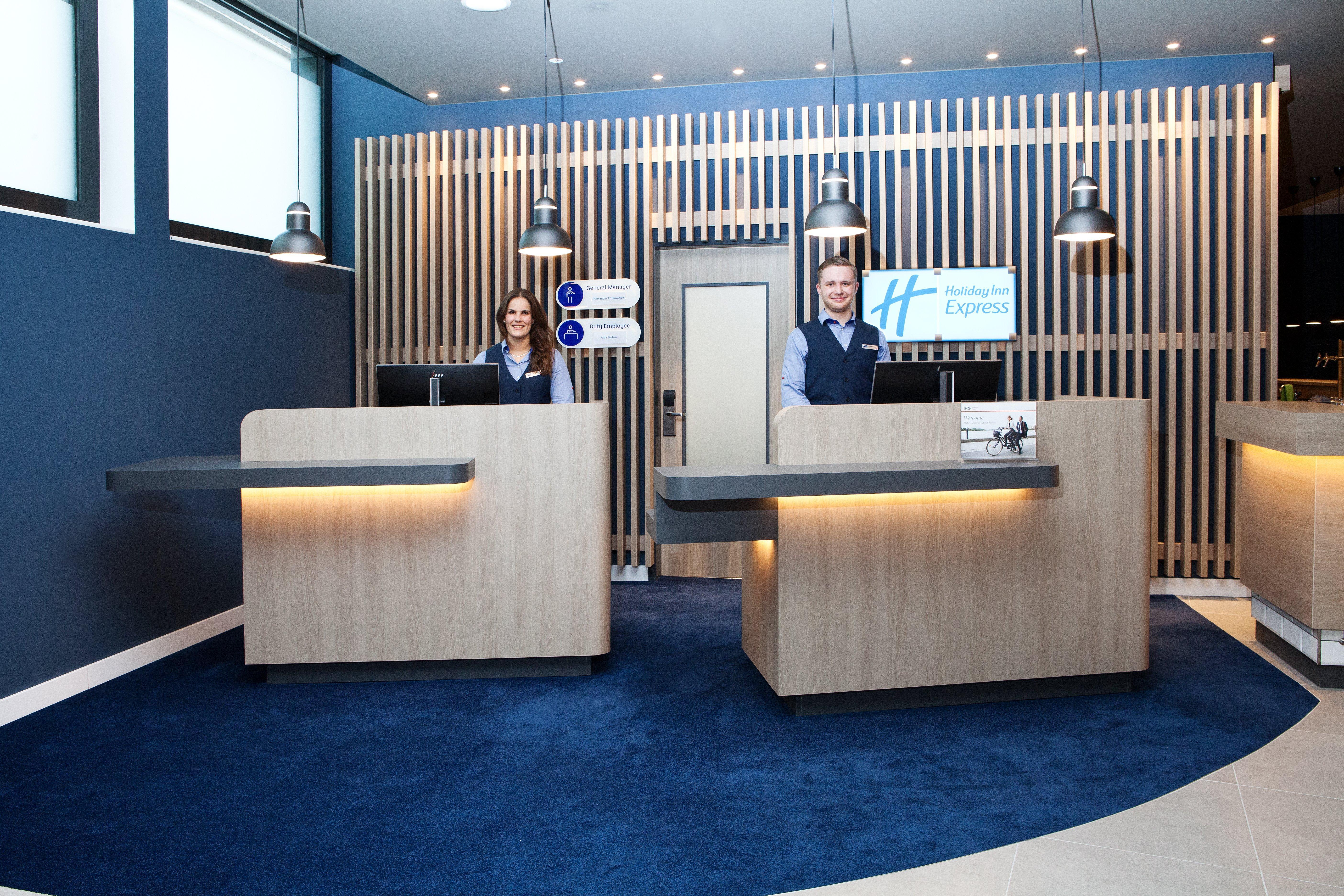Holiday Inn Express - Goeppingen By Ihg Exterior foto