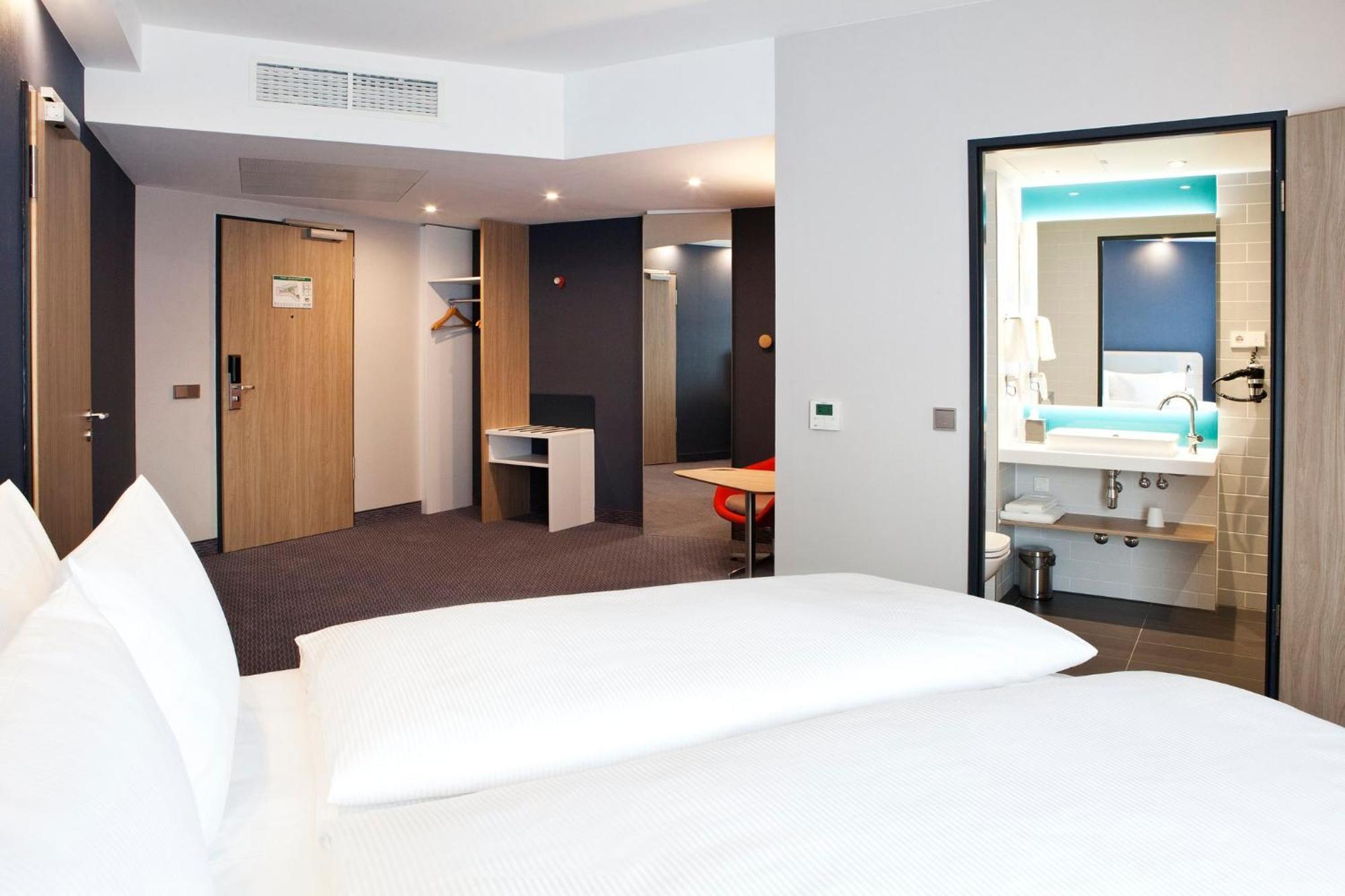 Holiday Inn Express - Goeppingen By Ihg Exterior foto